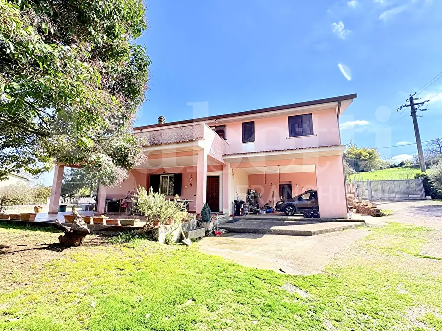 Immagine 1 di Villa in vendita  in Via Carpinetana Est, 56 a Segni