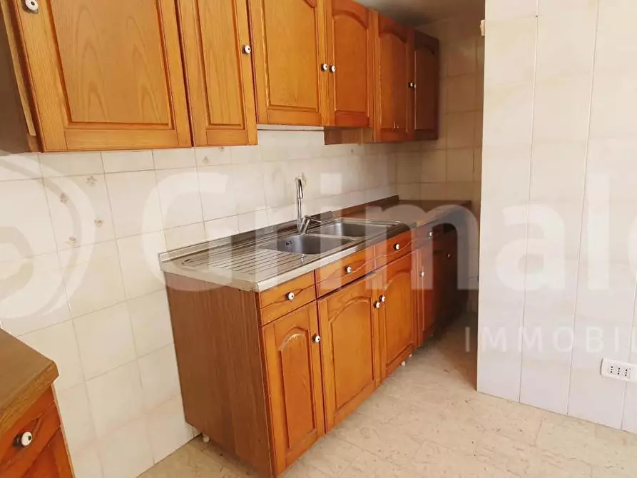 Immagine 5 di Appartamento in vendita  in Via CHIUSA, 38 a Massa