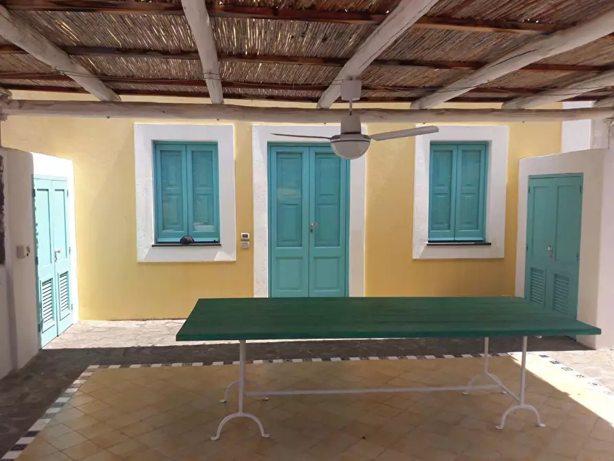 Immagine 10 di Casa indipendente in vendita  in Via Umberto I, 1 a Santa Marina Salina