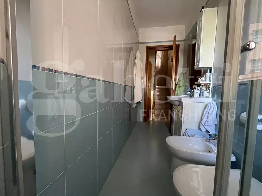 Immagine 22 di Casa trifamiliare in vendita  in Via Calegna, 51 a Gaeta
