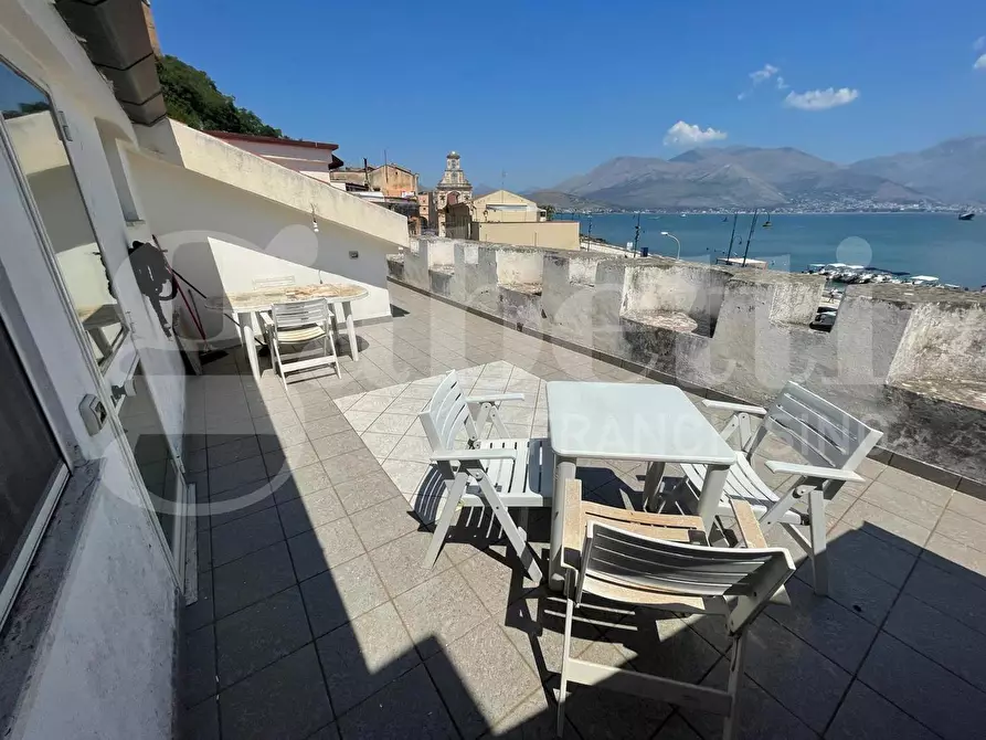 Immagine 2 di Attico in vendita  in Piazza Sebastiano  Conca, 5 a Gaeta