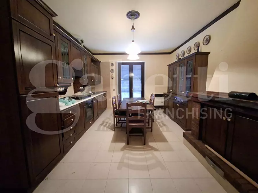 Immagine 25 di Villa in vendita  in Via Salceto, 12 a Sora