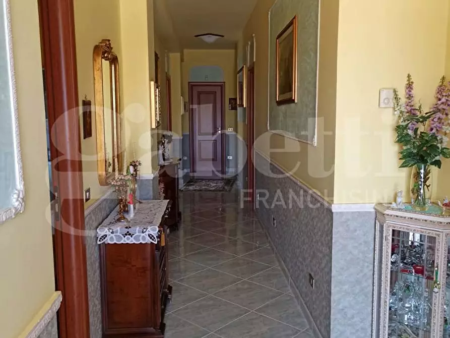 Immagine 6 di Villa in vendita  in Via TRAVERSA EMILIA, 16 a Catanzaro