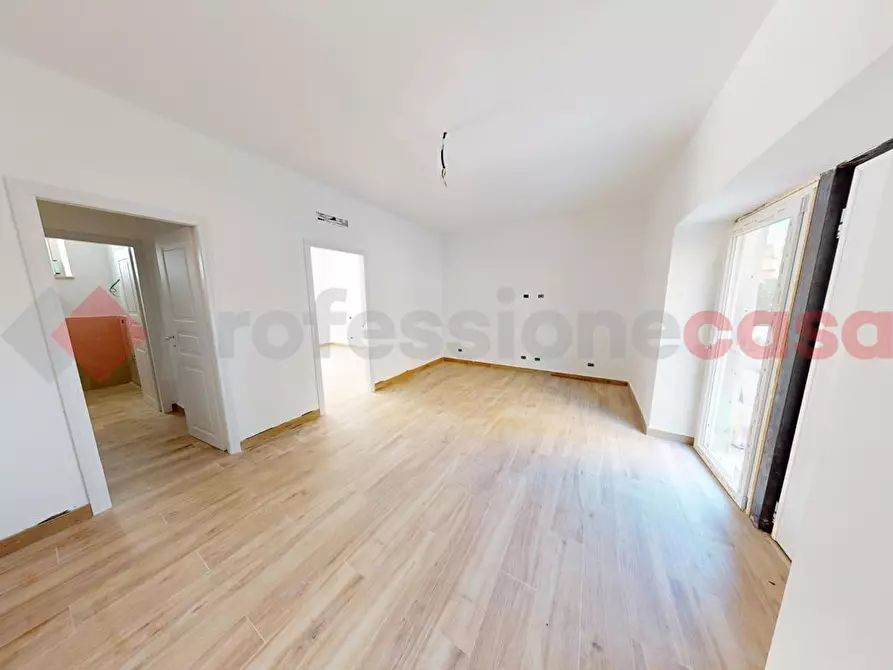 Immagine 3 di Appartamento in vendita  in Via dei Castiglioni a Roma