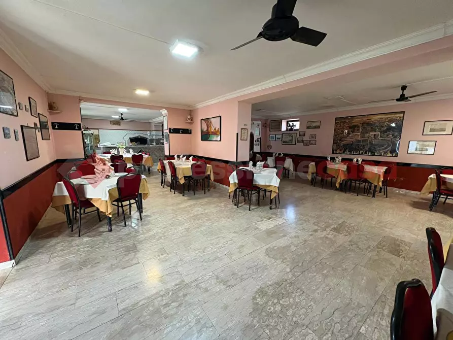 Immagine 8 di Bar / Ristorante in vendita  in Via Punta Fiume, snc a Sessa Aurunca