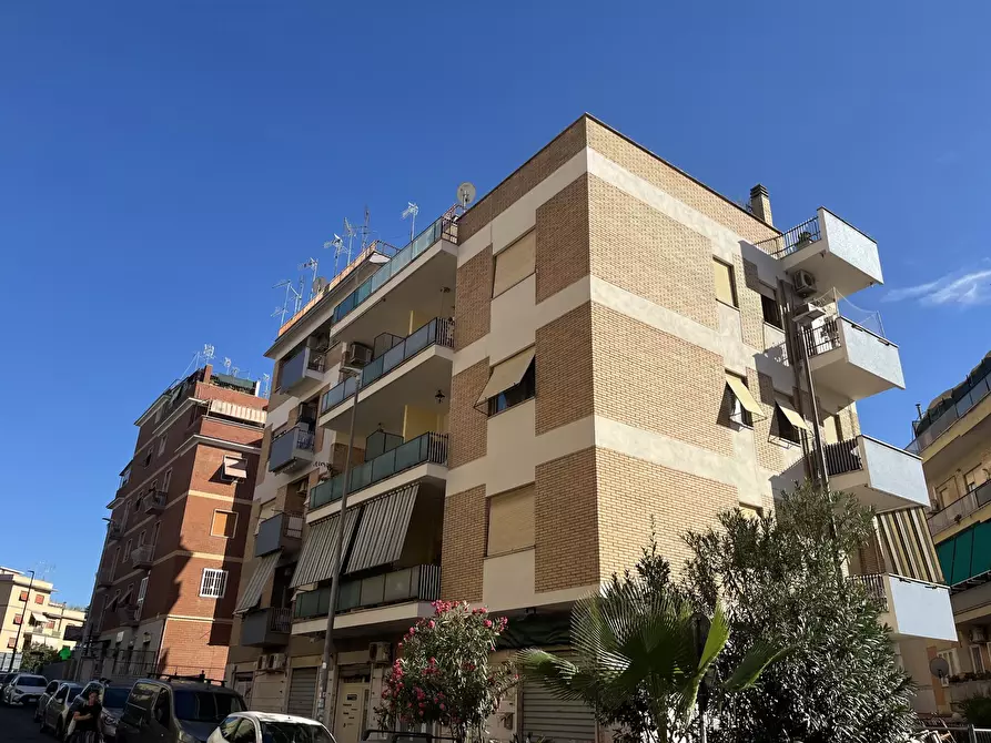 Immagine 1 di Appartamento in affitto  in Via Luigi Rolando, SNC a Roma