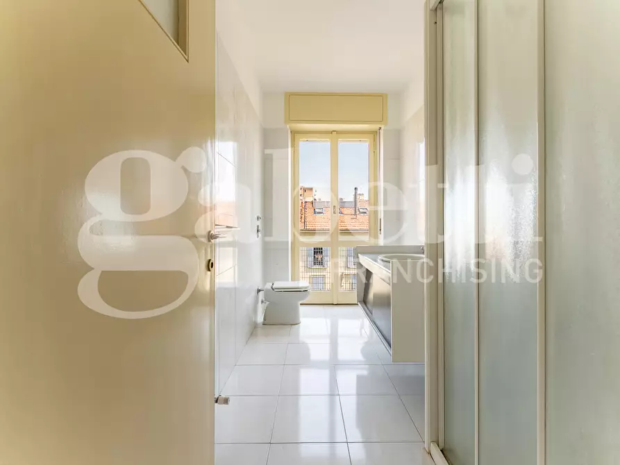 Immagine 9 di Appartamento in affitto  in Via Melloni, 10 a Milano