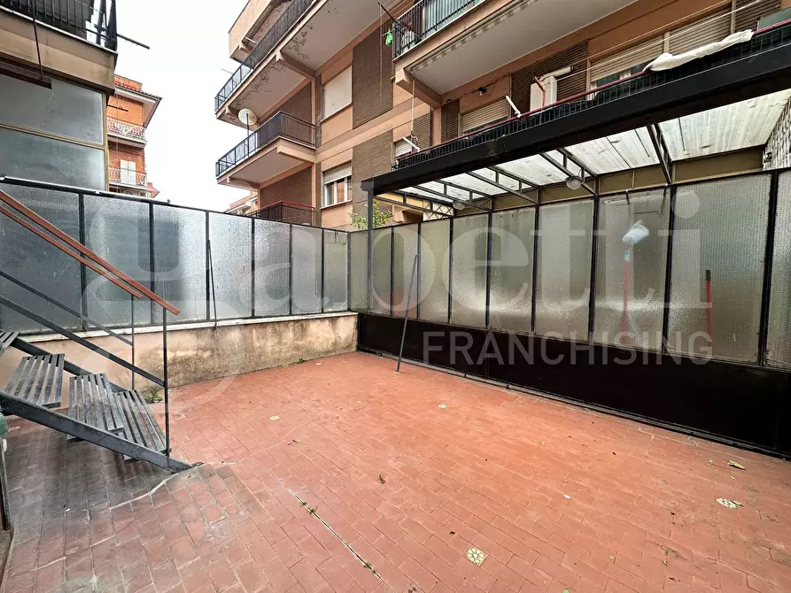 Immagine 27 di Appartamento in vendita  in Viale manzoni, 51 a Pomezia