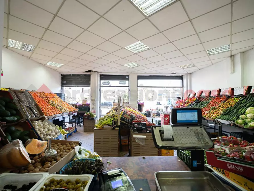 Immagine 9 di Negozio in vendita  in Via Casilina 62, 138 a Anagni