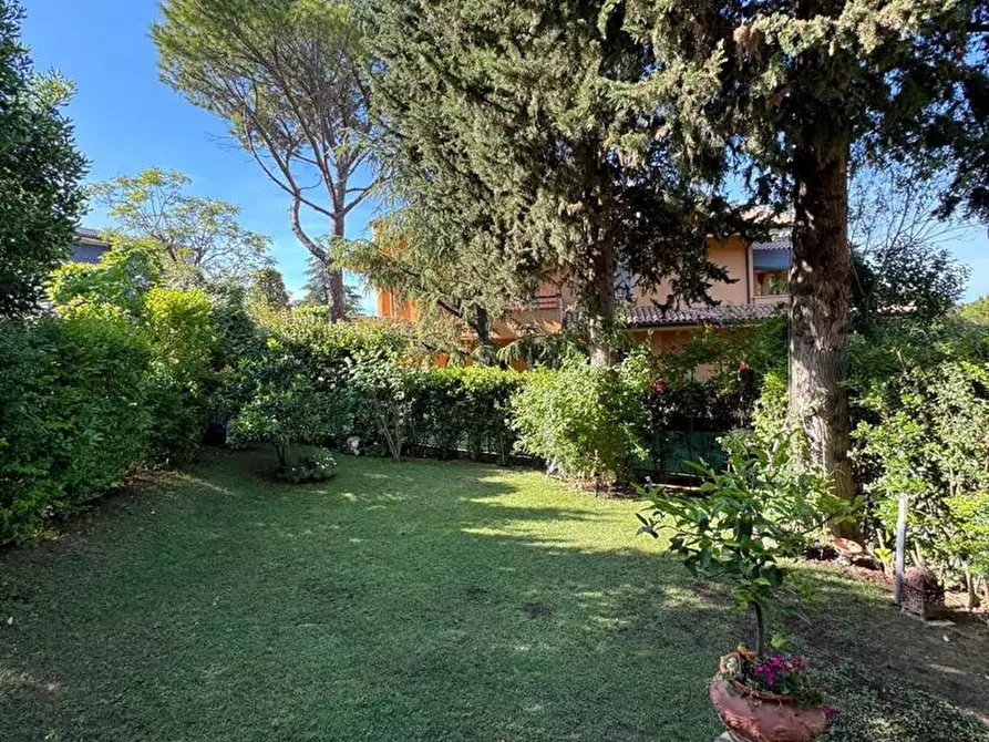 Immagine 5 di Casa quadrifamiliare in vendita  in Via dei Pini, - a Riccione