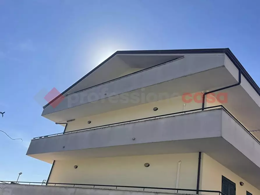 Immagine 6 di Attico in vendita  in Via Rimembranza, 0 a Vitulazio