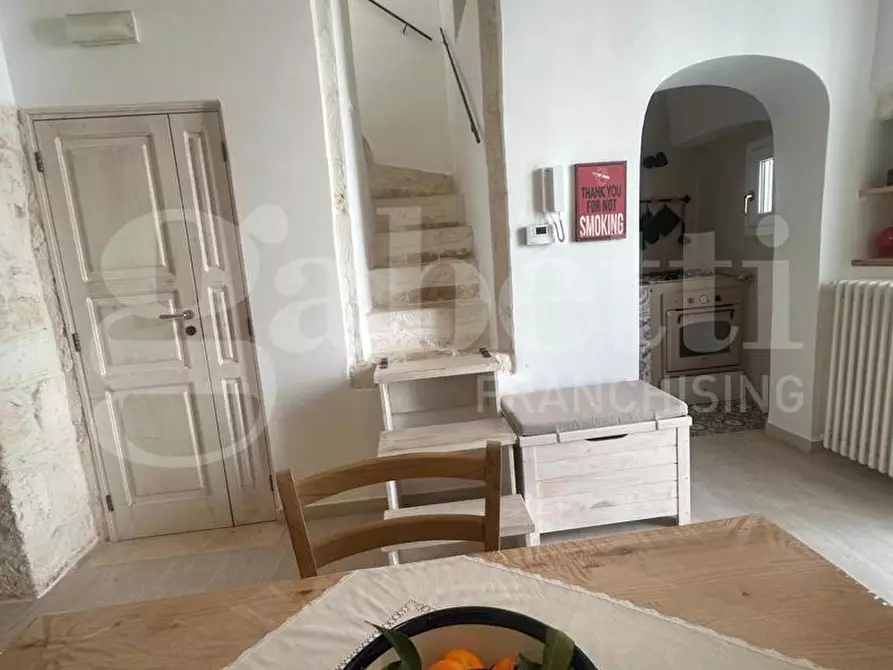 Immagine 10 di Casa indipendente in vendita  in Via Giacomo Leopardi a Ostuni