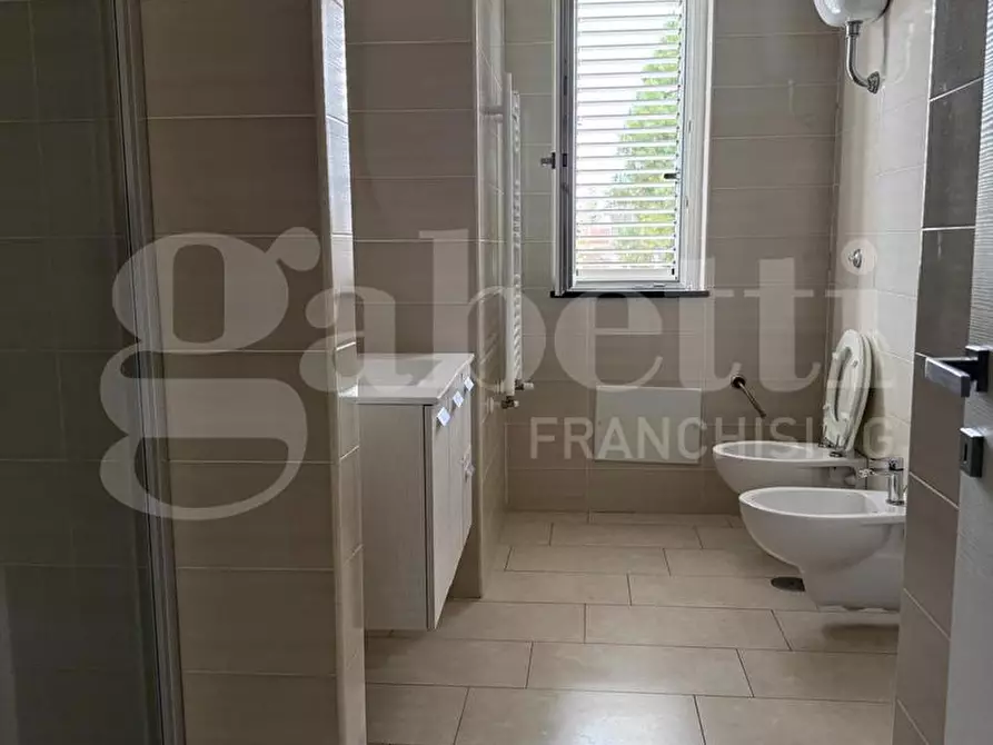 Immagine 25 di Appartamento in vendita  in Via Nazionale Appia a Curti