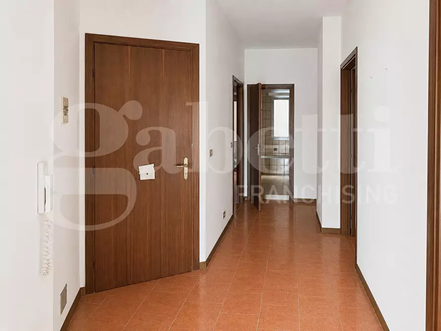 Immagine 4 di Appartamento in vendita  in Via Gulfi, 211 a Chiaramonte Gulfi