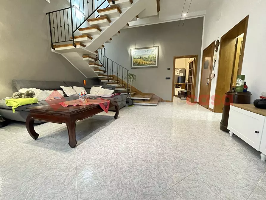 Immagine 2 di Appartamento in vendita  in Via dante alighieri, 39 a Capraia E Limite