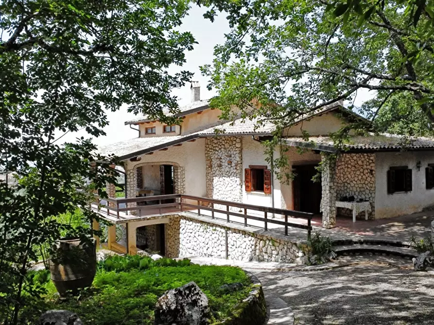 Villa in vendita in Via COLLE POLMONE, SNC a Campoli Appennino