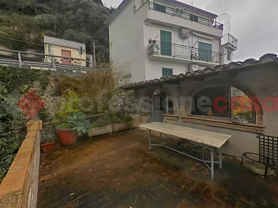 Immagine 10 di Terratetto in vendita  in Via Via Tre Canali, 12 a Scilla