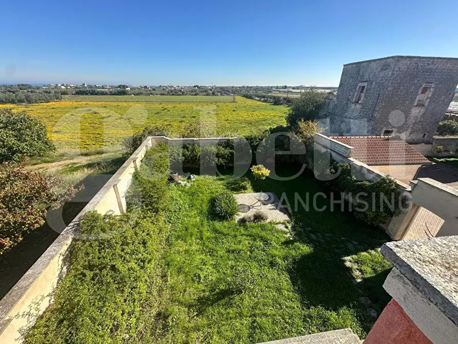 Immagine 37 di Villa in vendita  in Via Carrara Lama Di Macina a Bisceglie