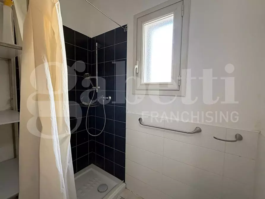 Immagine 19 di Appartamento in vendita  in Via Fiume, 23 a Lecce