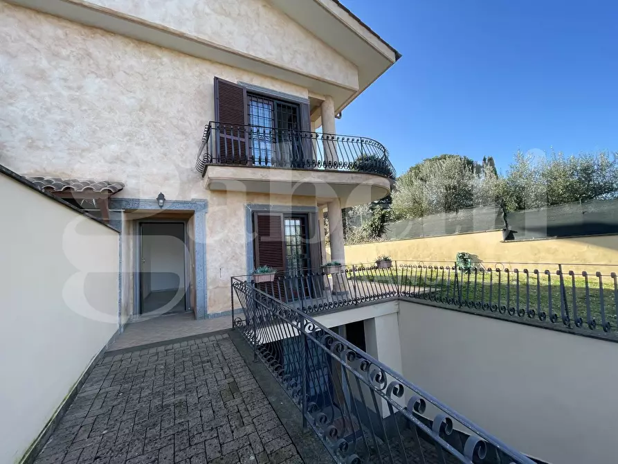Immagine 6 di Casa bifamiliare in vendita  in Via dei Ciclamini, 25 a Rocca Di Papa