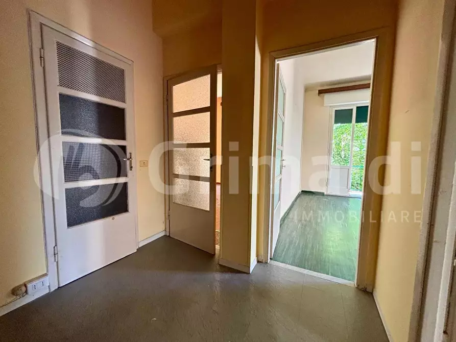 Immagine 17 di Appartamento in vendita  in Viale mameli a Livorno