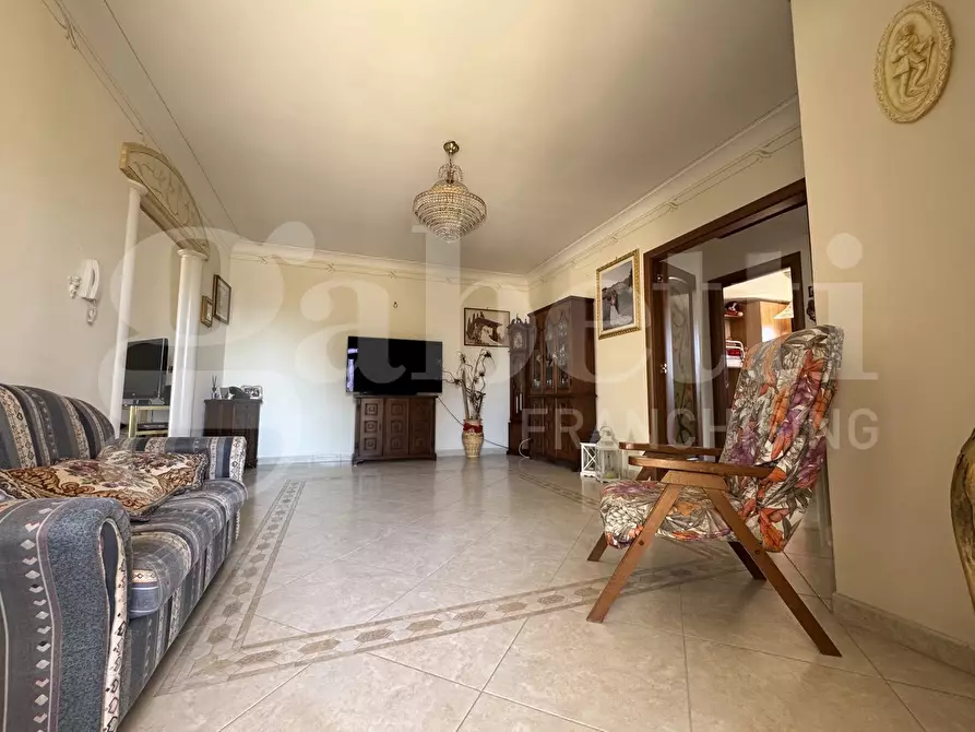 Immagine 13 di Villa in vendita  in Via San Gregorio Armeno, 42 a Nardo'