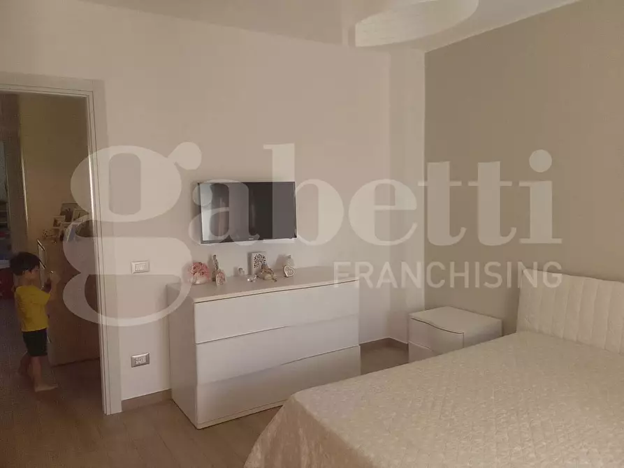 Immagine 15 di Appartamento in vendita  in Piazza G.B.TEDESCO, 9 a Taranto