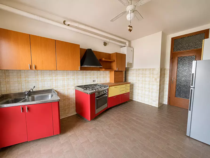 Immagine 6 di Appartamento in vendita  in Via Avis, 14 a Chiari