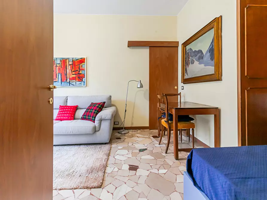 Immagine 3 di Appartamento in affitto  in Via moise loirÃ  a Milano
