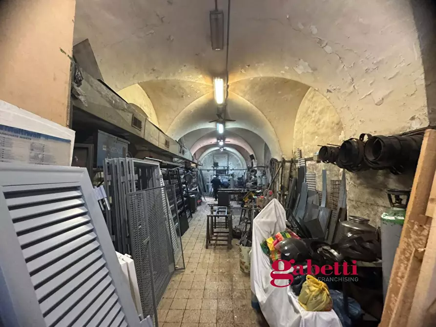 Immagine 9 di Negozio in vendita  in Via Borgo Vittorio, 27 C a Roma