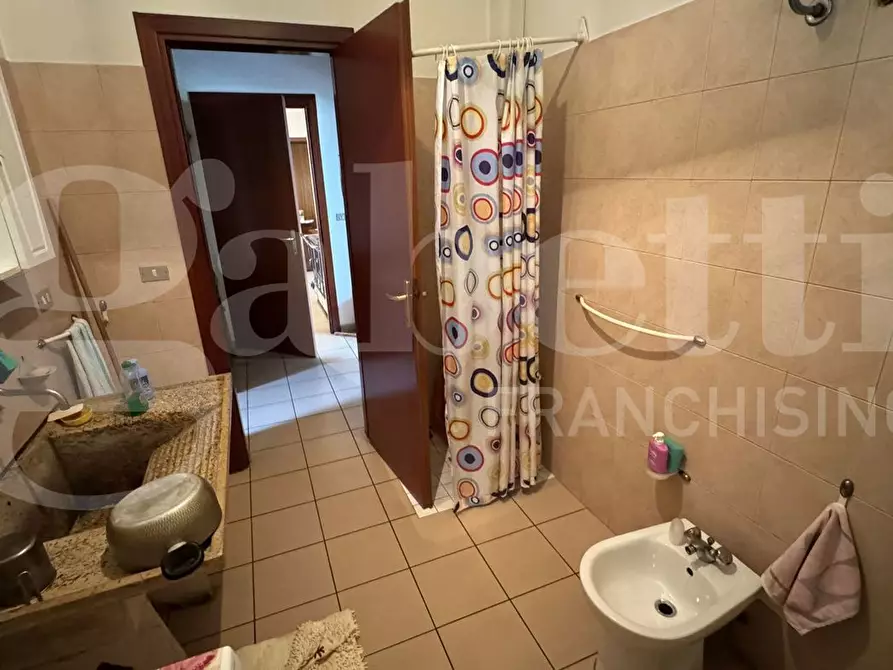 Immagine 6 di Villa in vendita  in Via Ciccola, 79/bis a Roseto Degli Abruzzi