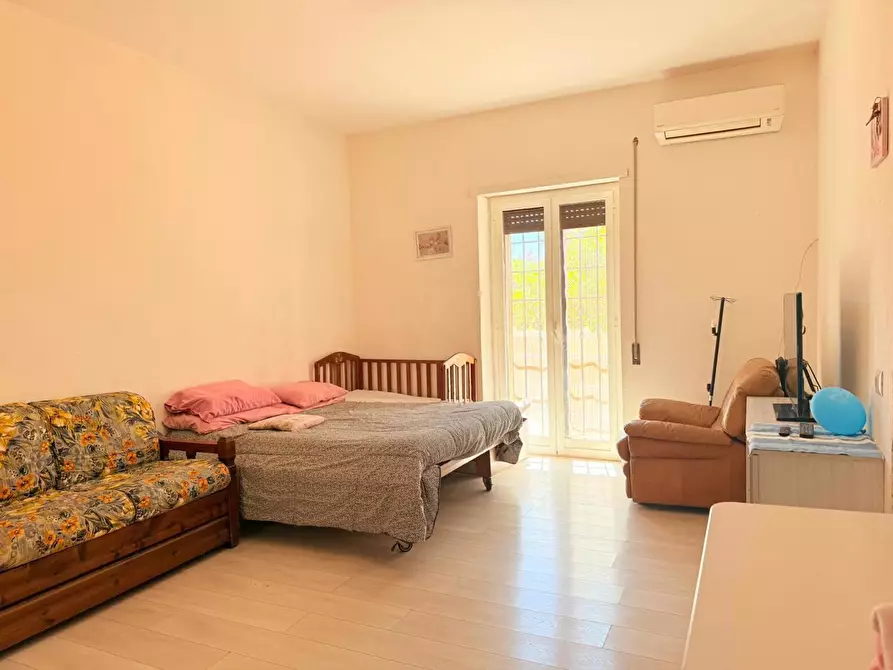 Immagine 6 di Appartamento in vendita  in Via BUSCATE, 30 a Roma