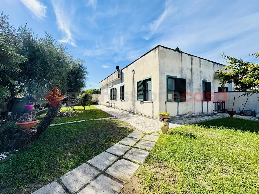 Immagine 3 di Casa bifamiliare in vendita  in Via PUNTA DEL MARE, 1 a Terracina
