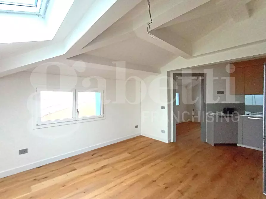 Immagine 2 di Appartamento in vendita  in Via SOTTOMARINA - FONDAMENTA LUNGOLAGUNA, 00 a Chioggia