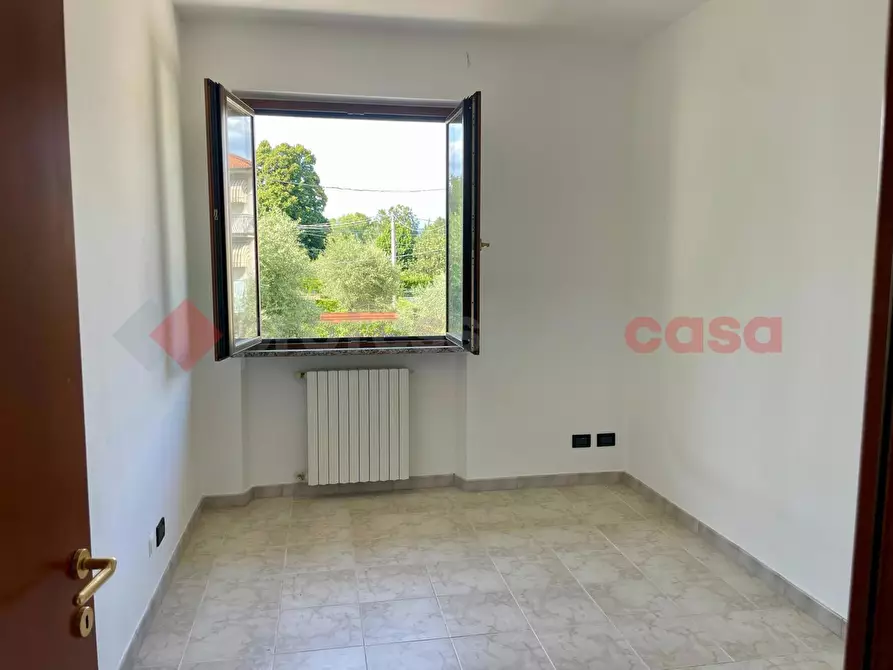 Immagine 20 di Villa in vendita  in Via del bozzo, 61 a Lucca