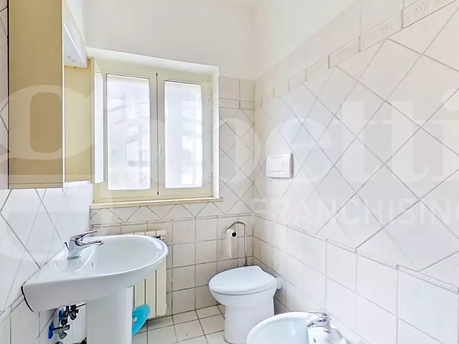 Immagine 10 di Villa in vendita  in Via dei cavalli marini, 108 a Ardea