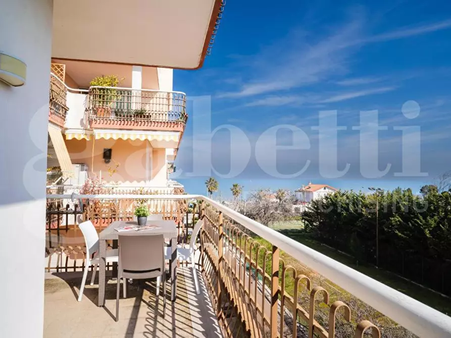 Immagine 19 di Appartamento in affitto  in Via Zara a Trani