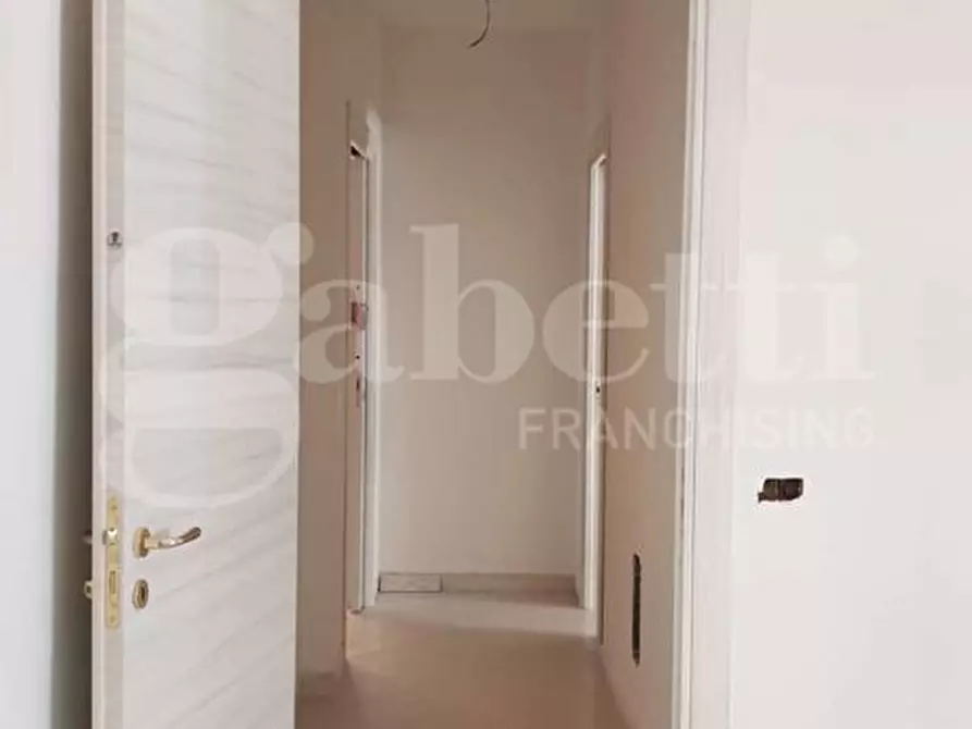 Immagine 24 di Appartamento in vendita  in Via Guglielmo Marconi a Torre Annunziata