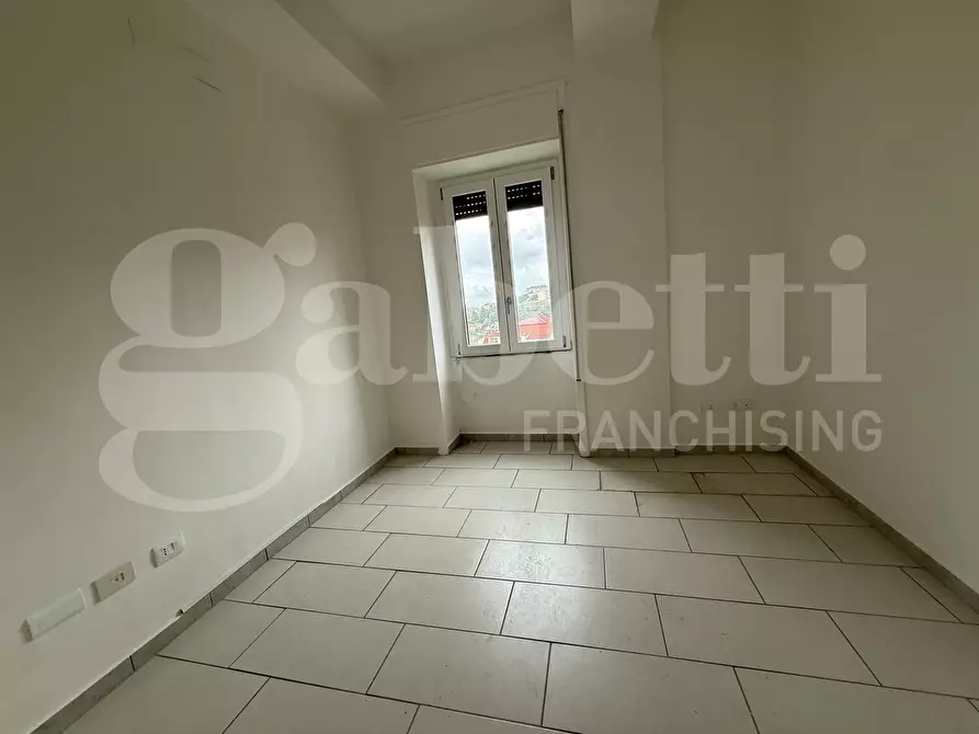 Immagine 10 di Ufficio in affitto  in Via CRISPI, 117 a Catanzaro