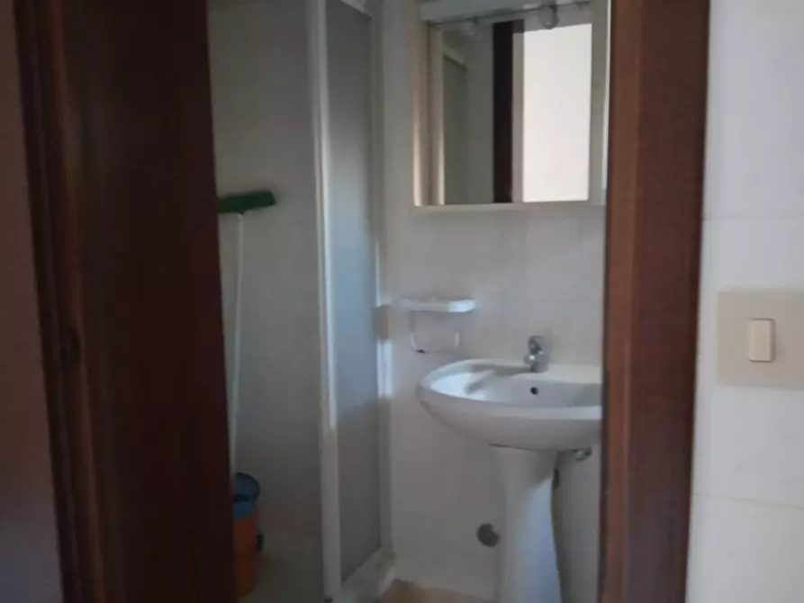 Immagine 26 di Appartamento in vendita  in Via SOTTOMARINA - VIALE VENETO, 12 a Chioggia