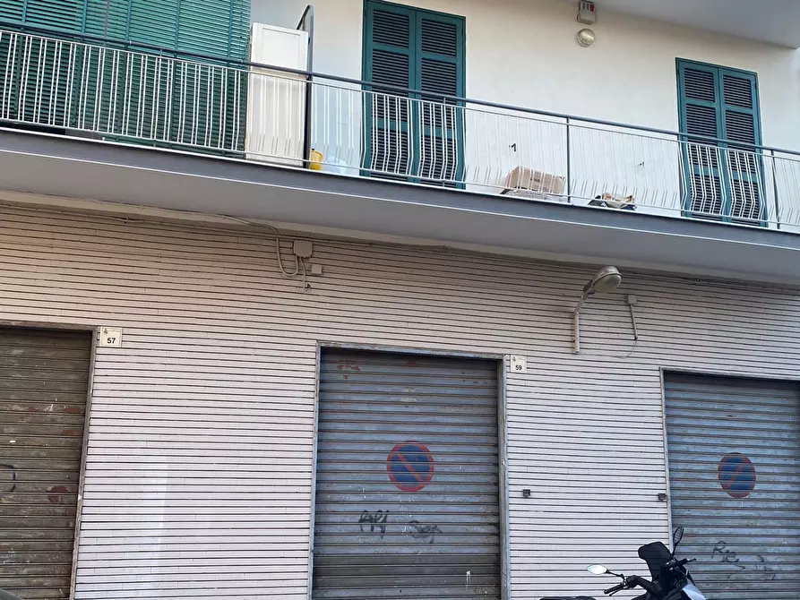 Immagine 7 di Negozio in vendita  in Via Mario Recanati, 55 a San Giorgio A Cremano