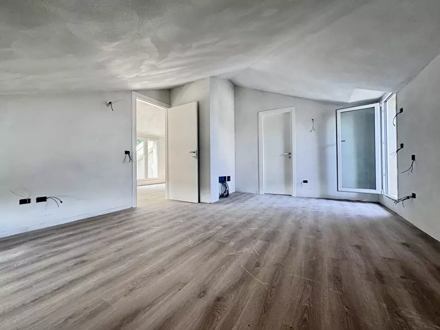 Immagine 16 di Multiproprietà in vendita  in Via Roma, 1 a Castegnero