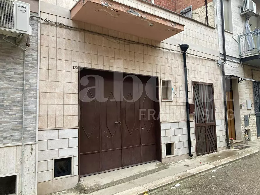 Immagine 4 di Casa indipendente in vendita  in Via togliatti, 165 a Torremaggiore