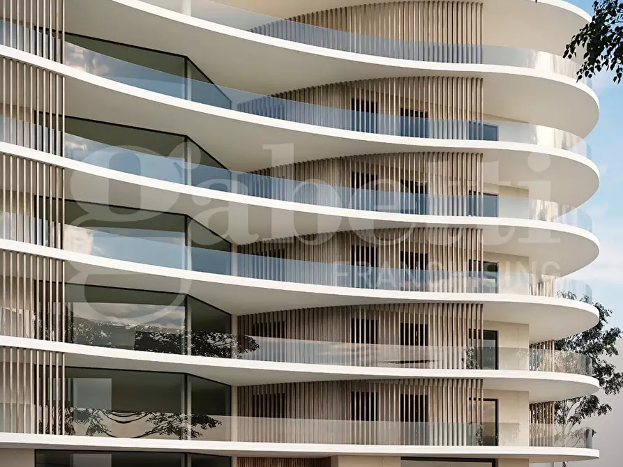 Immagine 1 di Appartamento in vendita  in Via Sandro Pertini a Trani