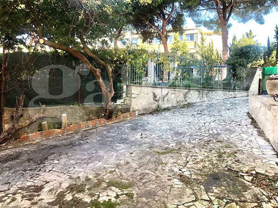 Immagine 1 di Appartamento in vendita  in Via Napoli, 1 a Gaeta