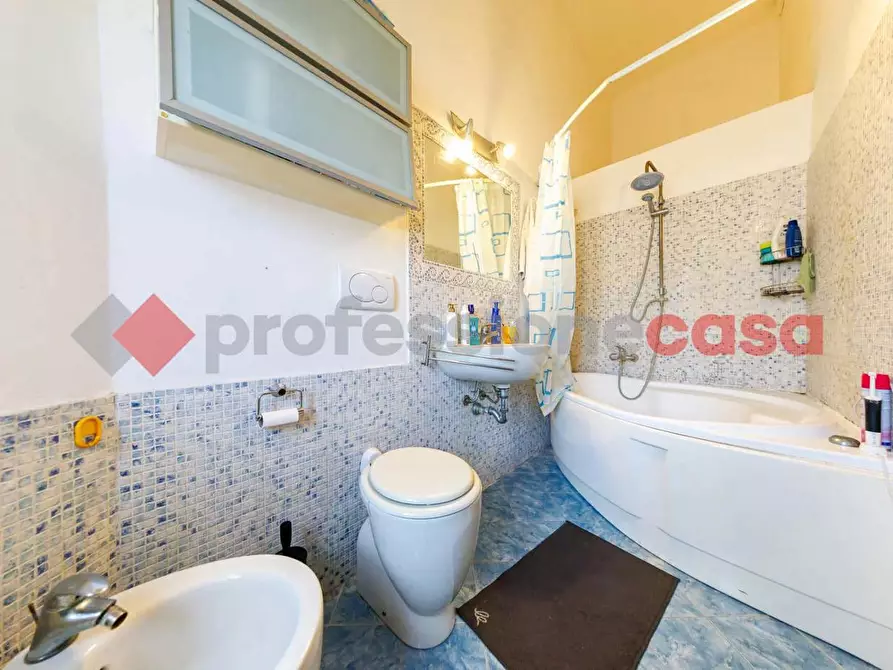 Immagine 30 di Appartamento in vendita  in Via dei Bagni a Livorno