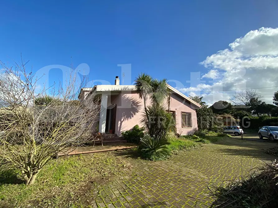 Immagine 1 di Casa bifamiliare in vendita  in Via Seconda Traversa Via Quarto Sant'Antonio, 39 a Marino