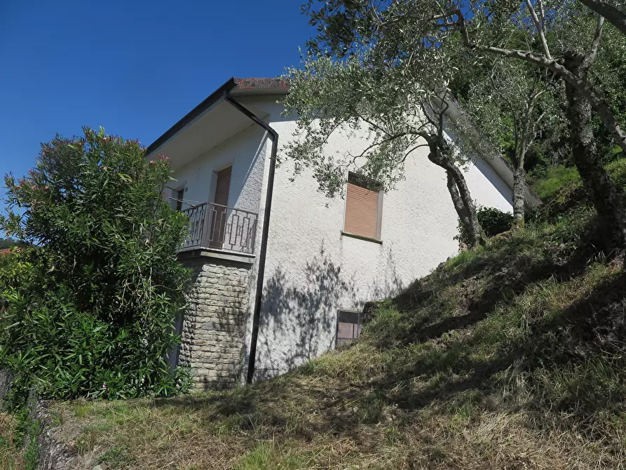 Immagine 2 di Casa indipendente in vendita  in Via croce, 4 a Borghetto Di Vara