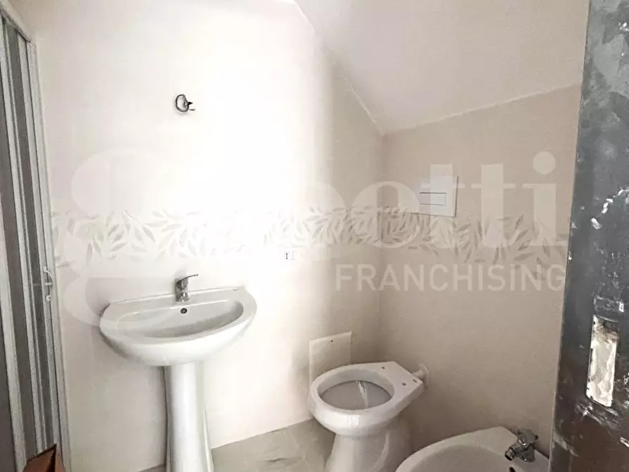 Immagine 6 di Appartamento in affitto  in Via Filippo Maria Briganti a Napoli