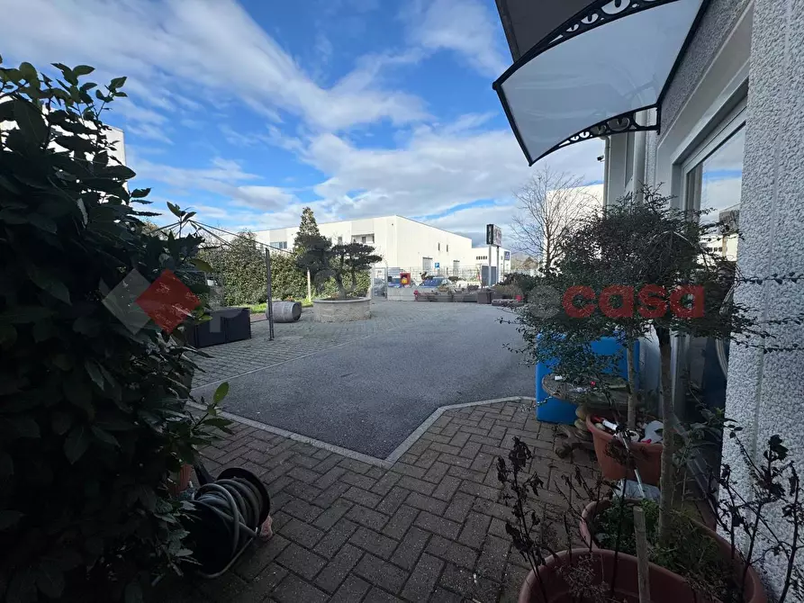 Immagine 12 di Capannone industriale in vendita  in Via DEI LEGNAIOLI a Prato